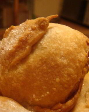 Слойки с вишней