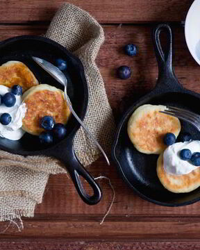 Нежные сырники с манкой