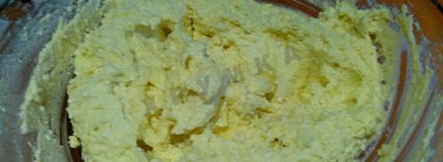 сырники с клубникой и клубничным сиропом. Шаг 4