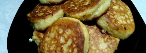 сырники с клубникой и клубничным сиропом. Шаг 6