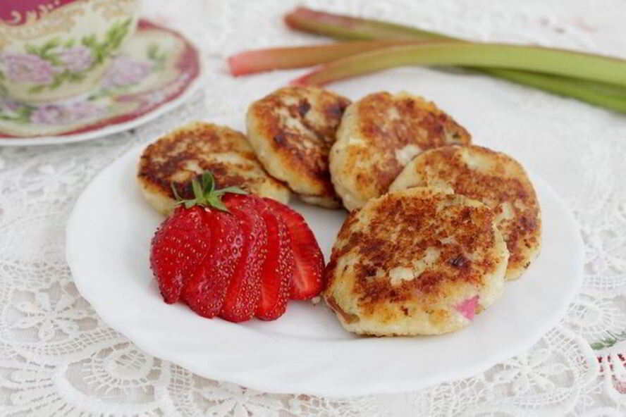 Рецепт сырники с ревенем