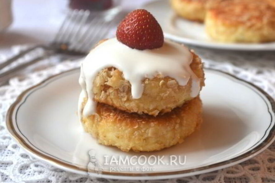 Рецепт сырники с яблоком в овсяной панировке