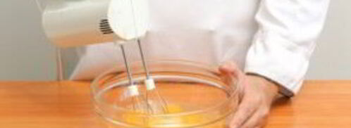 пышное бисквитное тесто. Шаг 2