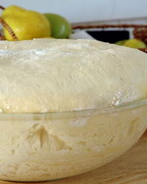 Сдобное дрожжевое тесто для плюшек