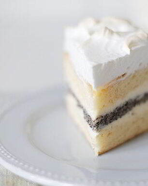 Маково-лимонный торт с меренгой