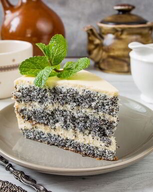 Маковый торт с заварным кремом