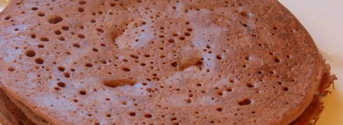 торт из панкейков с клубникой. Шаг 4