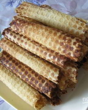 Вафельные трубочки со сгущенкой