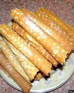 Вафельные трубочки в вафельнице