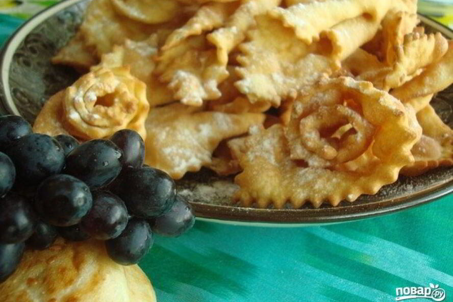 Рецепт вкусный хворост, тающий во рту