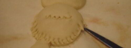 выпечка из пресного теста попугай кеша. Шаг 2