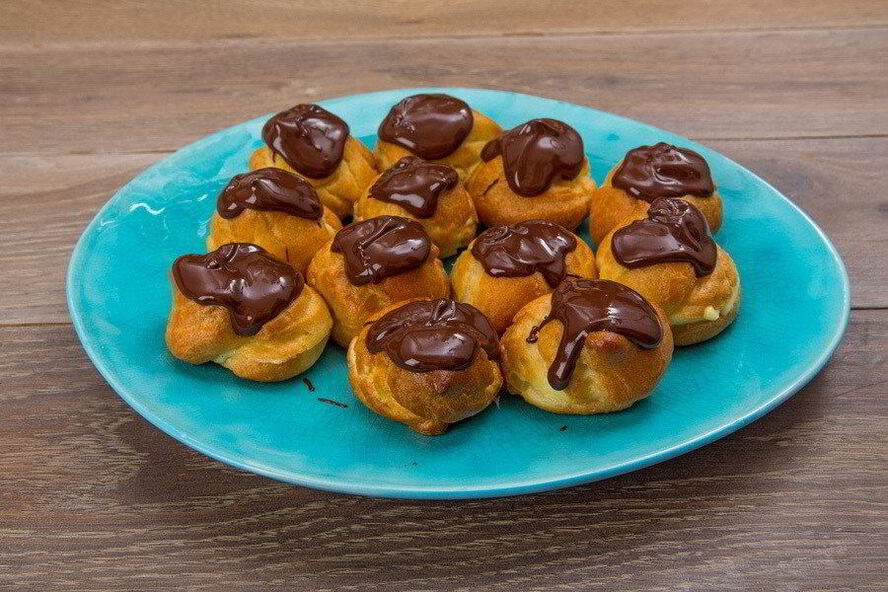 Рецепт профитроли с заварным кремом и шоколадом