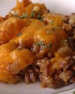 Картофельная запеканка с фаршем на сковороде