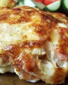 Картофельная запеканка с ветчиной в сметане