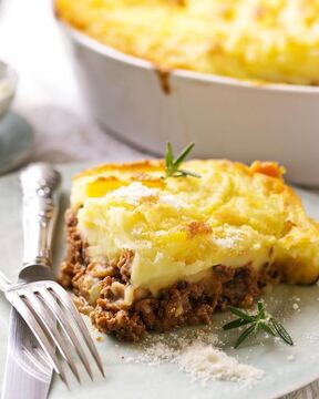 Классическая картофельная запеканка с фаршем