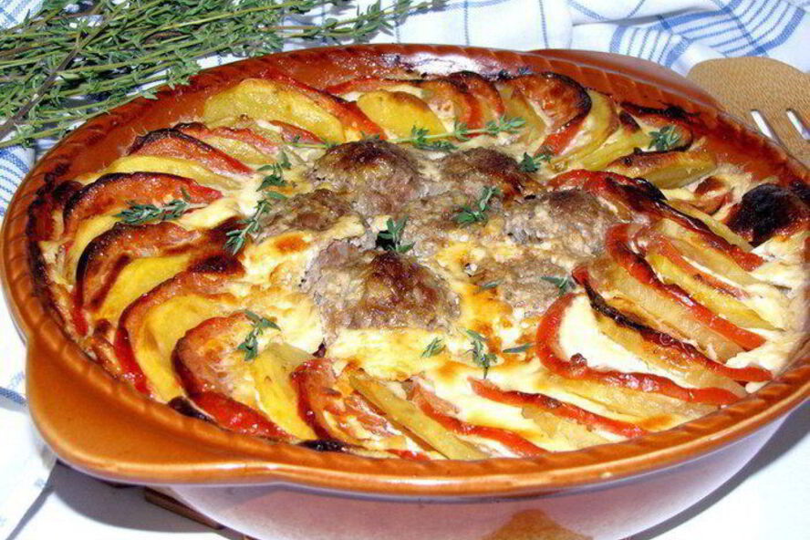 Рецепт овощная запеканка с тефтельками