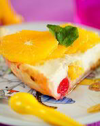 Пестрая фруктово-творожная запеканка в мультиварке