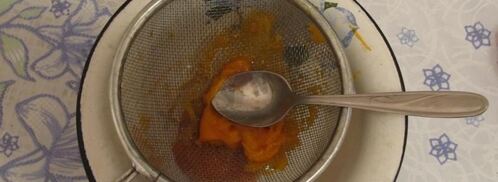 творожная запеканка с ягодами под абрикосовым соусом. Шаг 9