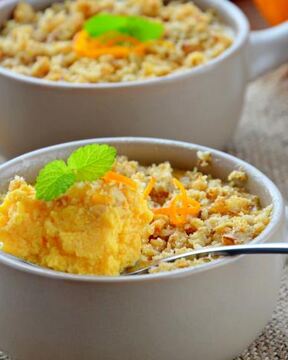 Творожно-тыквенная запеканка со штрейзелем