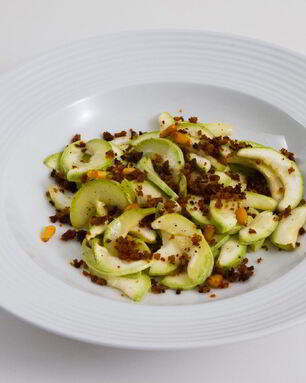 Кабачки с вялеными помидорами