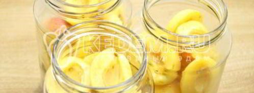 компот из абрикосов. Шаг 2