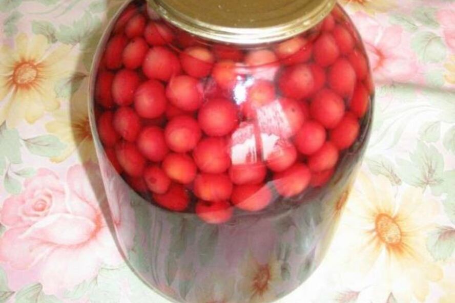 Рецепт компот из вишен с косточками на зиму