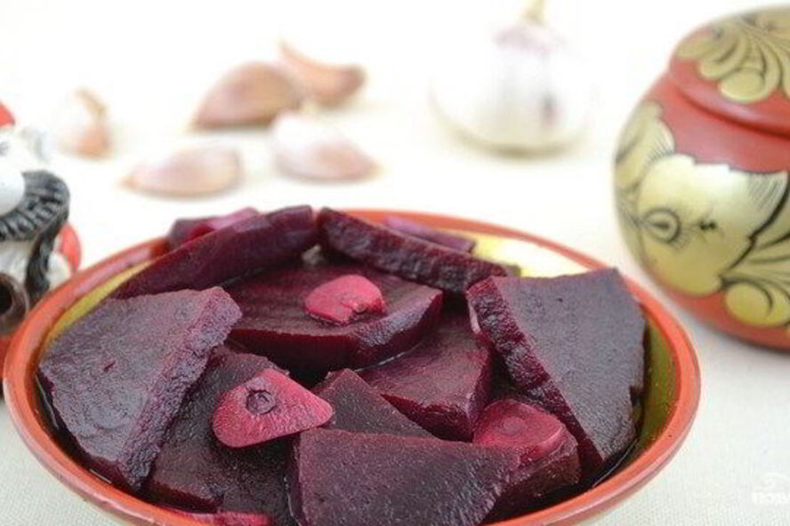 Рецепт маринованная свекла с чесноком