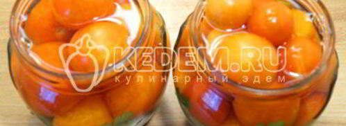 маринованные помидоры черри с петрушкой. Шаг 5