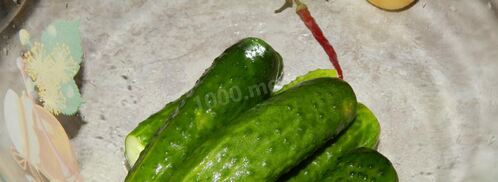 огурцы на зиму в томатной пасте. Шаг 2