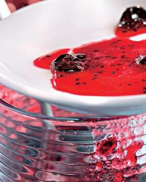 Протертые ягоды с сахаром