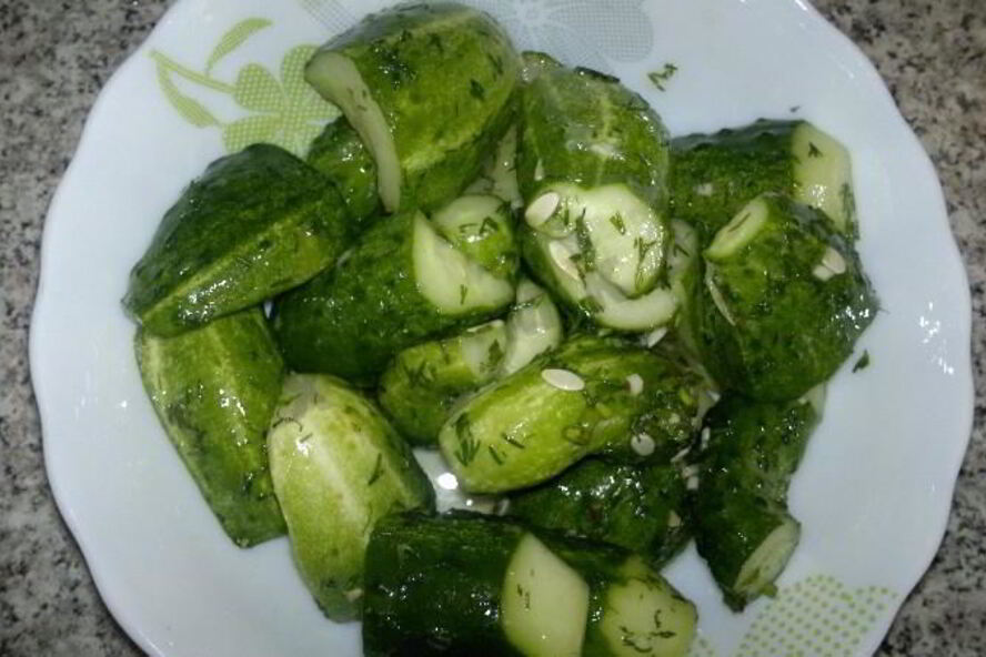 Рецепт быстрые малосольные огурцы в пакете с чесноком