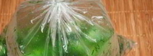 малосольные огурчики в пакете. Шаг 3