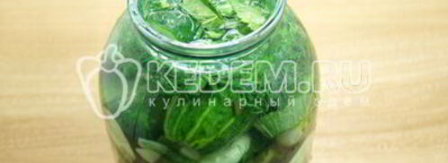 малосольные огурцы в банке. Шаг 9