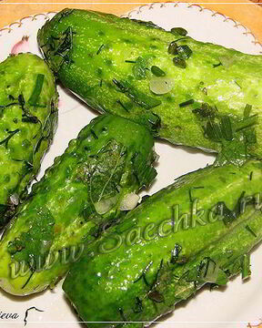 Малосольные огурцы в пакете