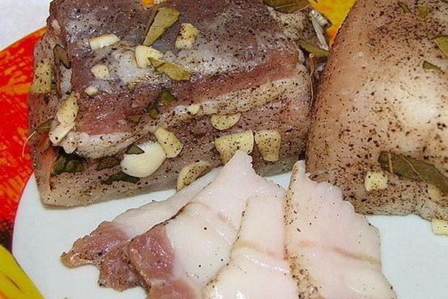 Рецепт соленое сало с мясной прослойкой в рассоле
