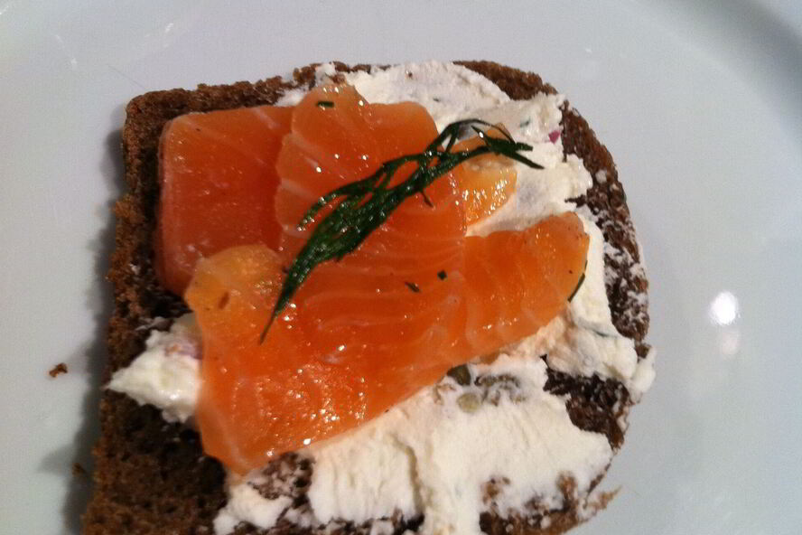 Рецепт соленого лосося по-скандинавсков — гравлокса