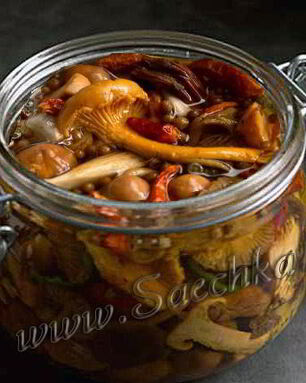 Соленые грибы с хреном