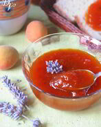 Абрикосовый конфитюр с ароматом лимона и лаванды