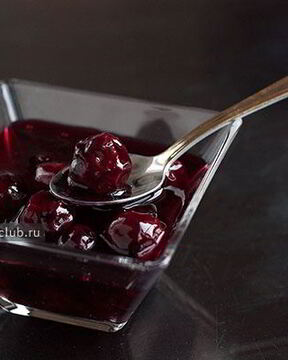 Вишневое варенье