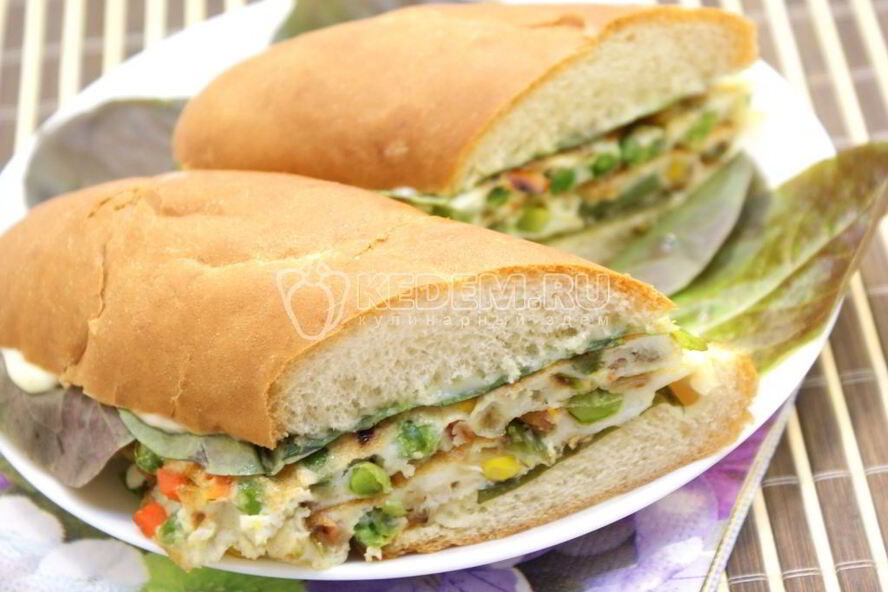 Рецепт бутерброд с овощами и омлетом