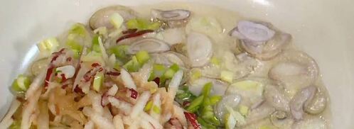 бутерброд с ветчиной, квашеной капустой, яблоками и сыром. Шаг 5