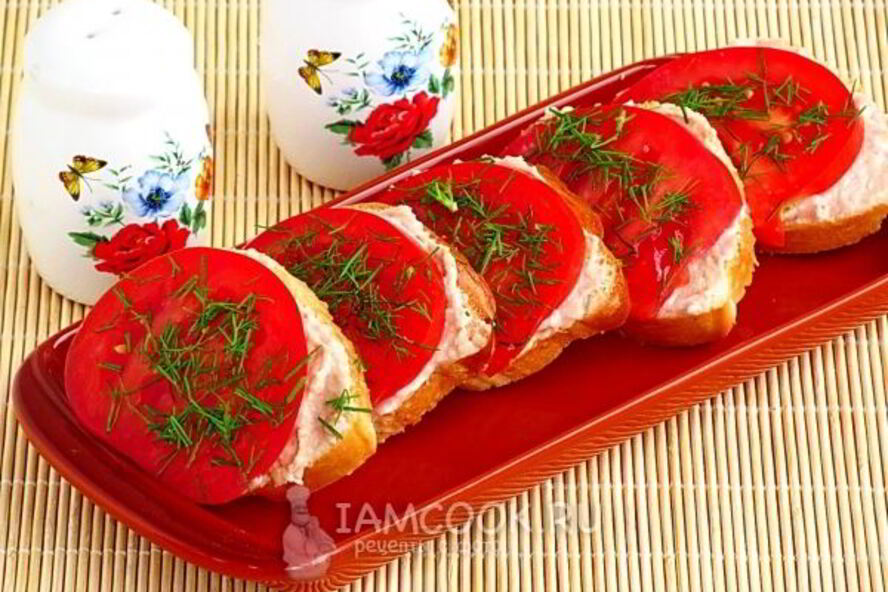 Рецепт бутерброды с куриным паштетом и сыром