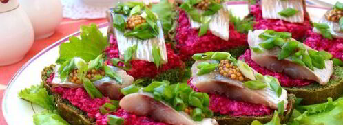 бутерброды с сельдью и свекольно-горчичной намазкой. Шаг 5