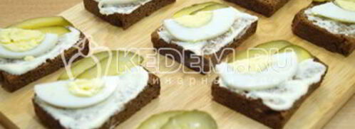 бутерброды со шпротами. Шаг 6