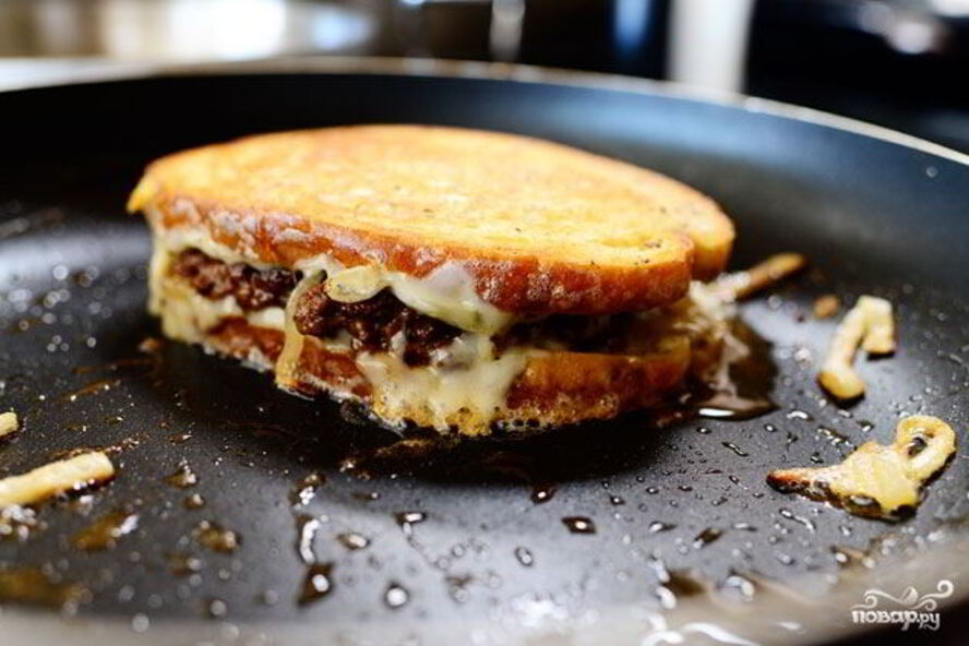 Рецепт горячий бутерброд с фаршем