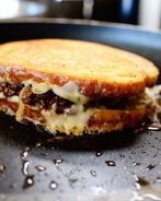 Горячий бутерброд с фаршем