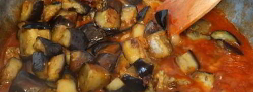 горячая закуска из баклажан в остром соусе. Шаг 9