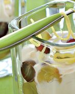 Коньячный сыр с виноградом