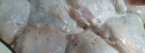 куриные бедра маринованные в кефире, с картошкой. Шаг 6