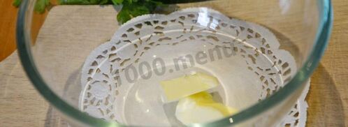 быстрый омлет в микроволновке. Шаг 2